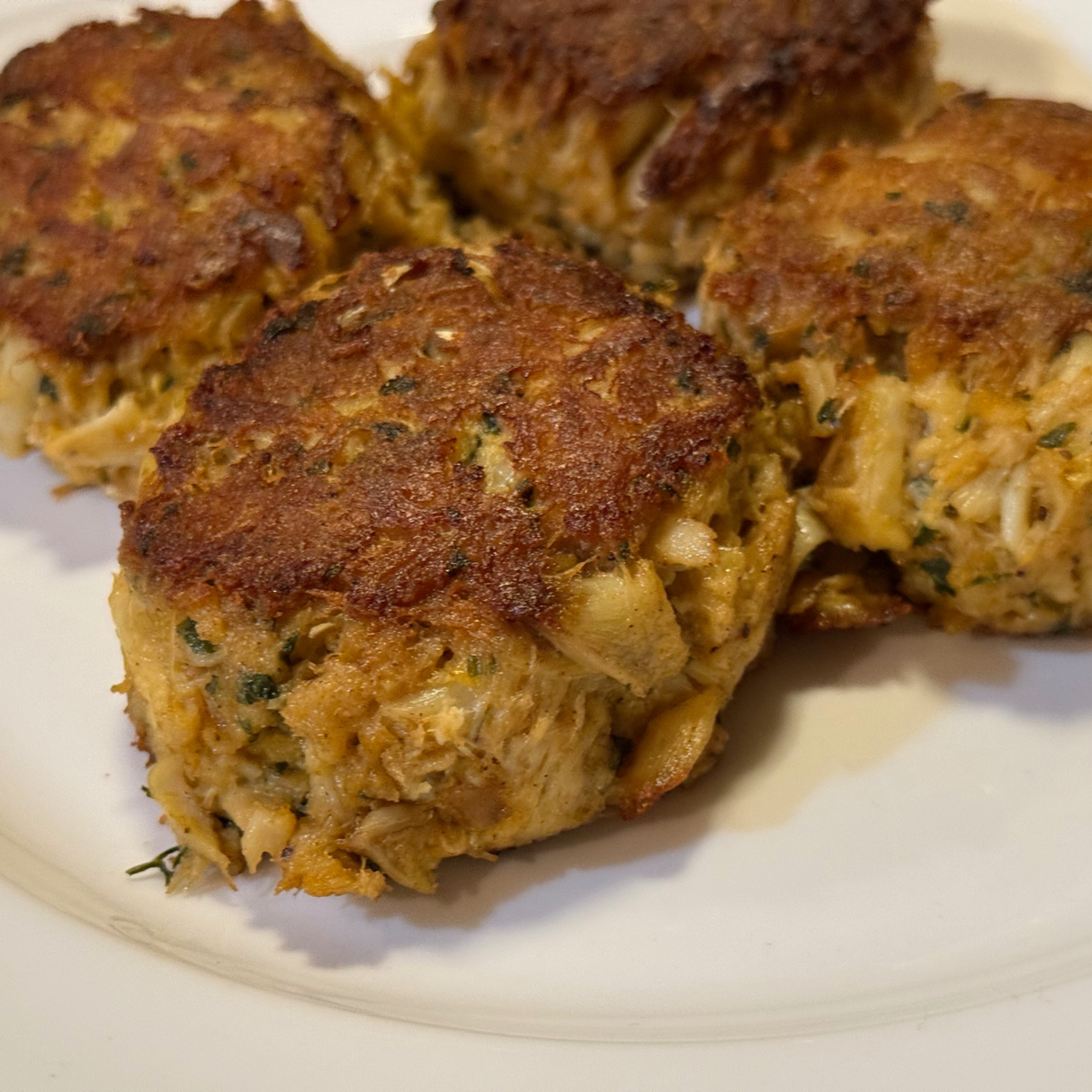 J&W Seafood 4 oz. Jumbo Lump Crab Cakes